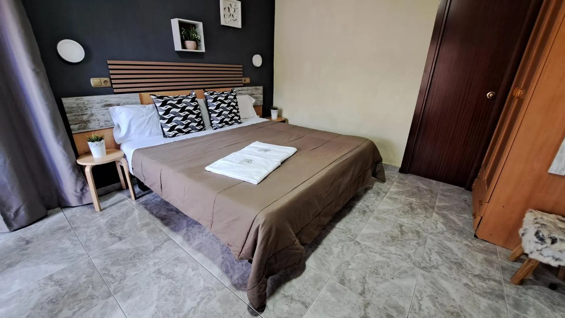 Hotel Rodsan Suizo Castelldefels 2*,  Spain