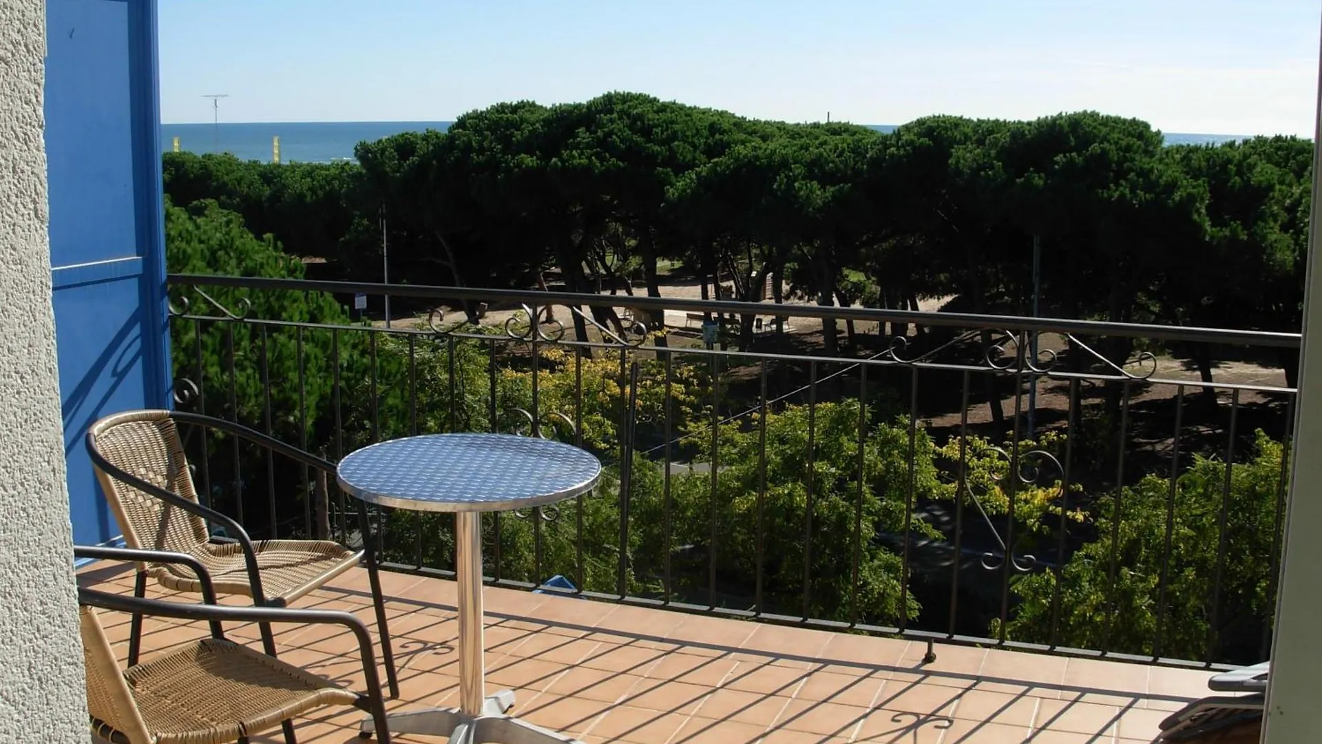 **  Hotel Rodsan Suizo Castelldefels İspanya